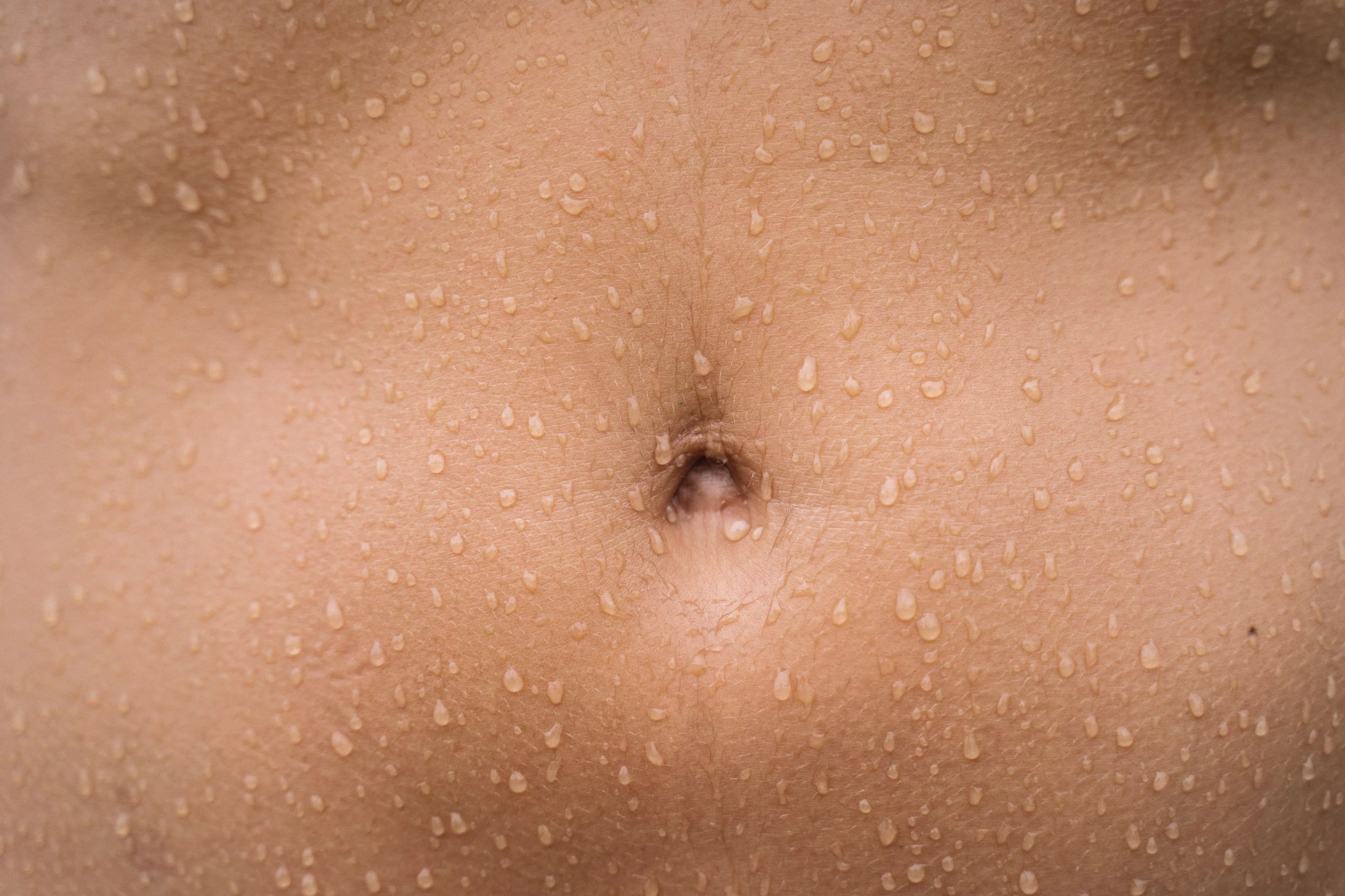Piel con gotas de agua